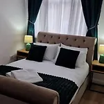 Cosy 2 Bedroom Apartment